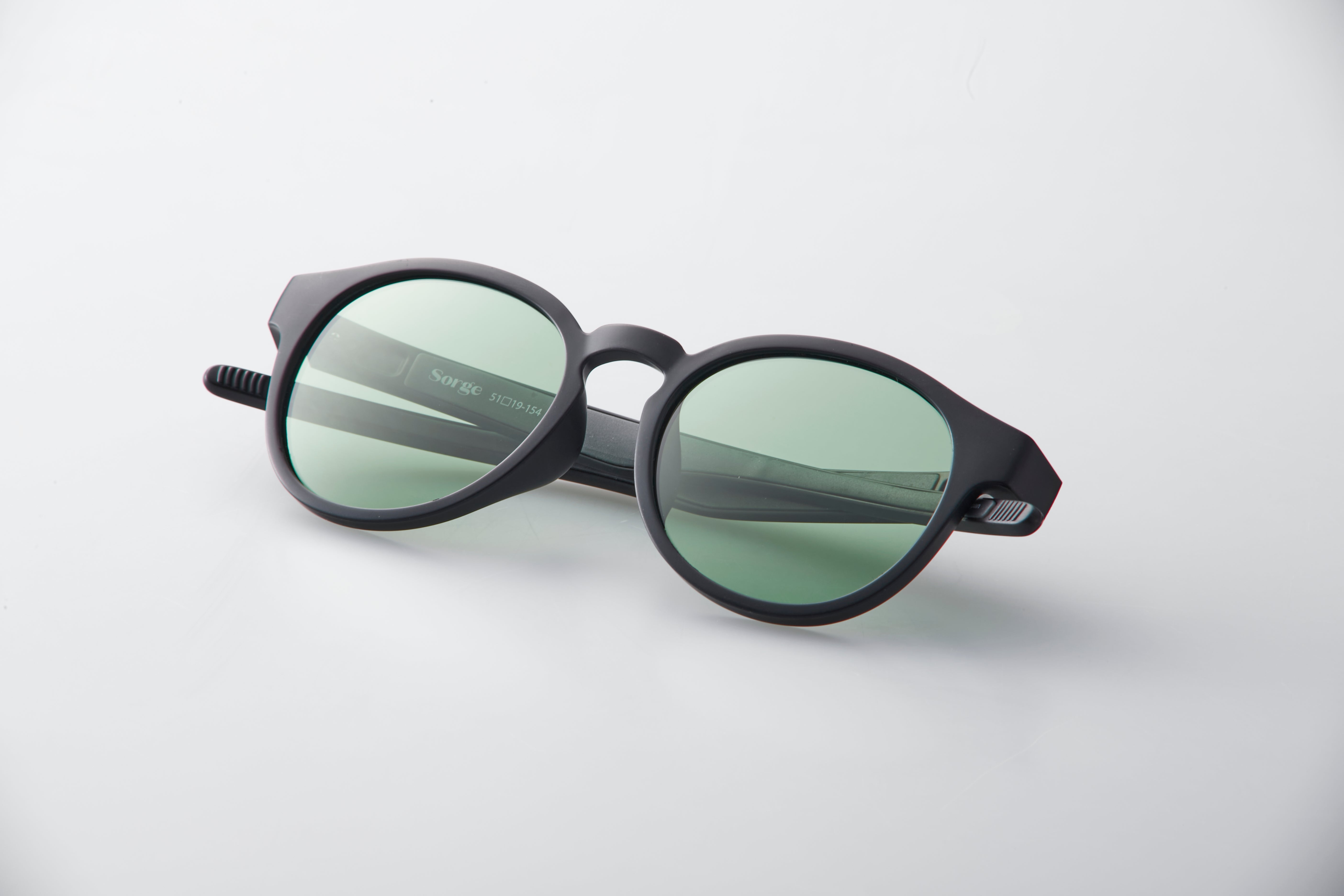 sorge サングラス 偏光 調光 UV一体 クラウンパント スポーツフレーム 偏光・調光・UV一体アウトドアサングラス - クラウンパント × スポーツ